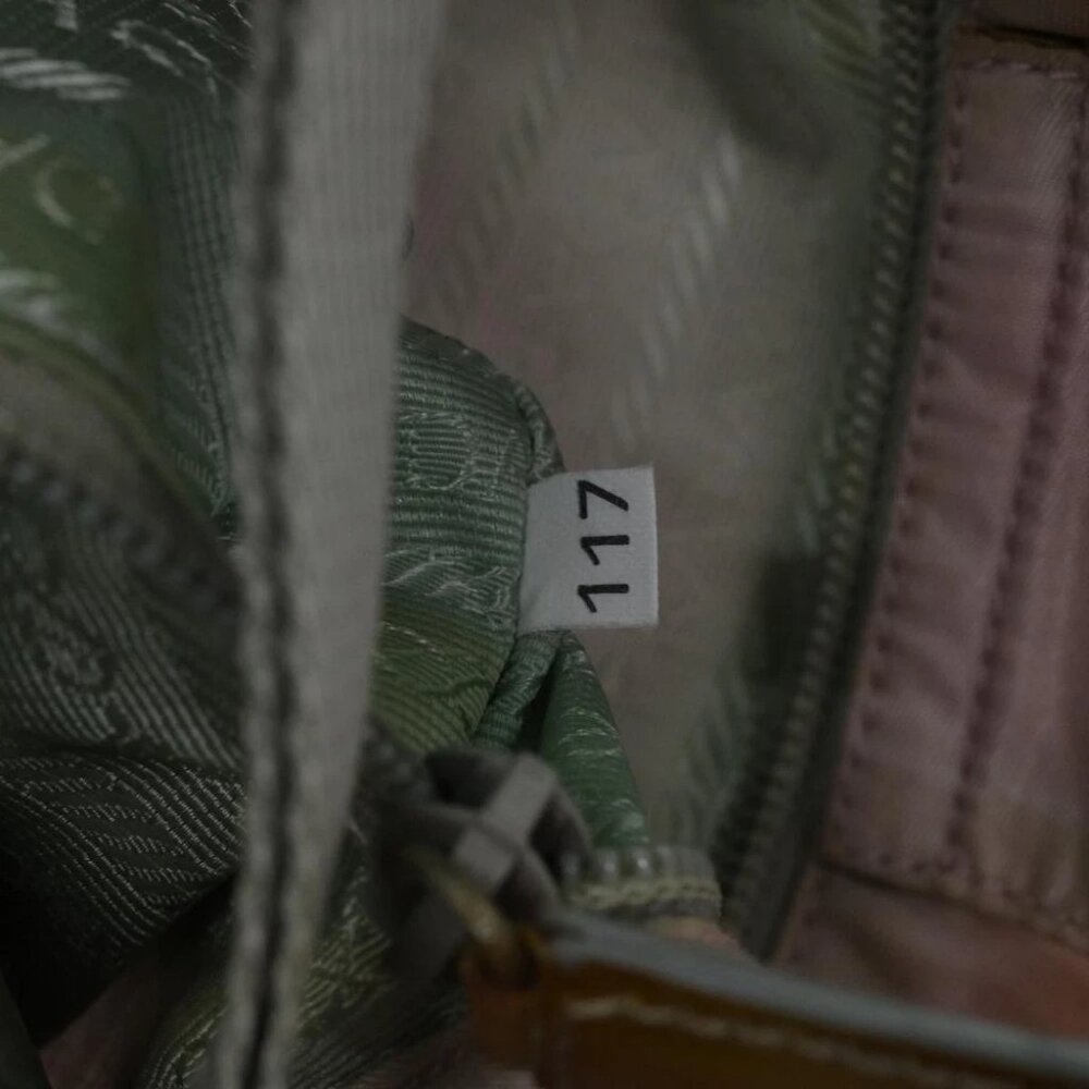 PRADA Tote Bag Nylon Pink Auth 69661 - Picture 13 of 16